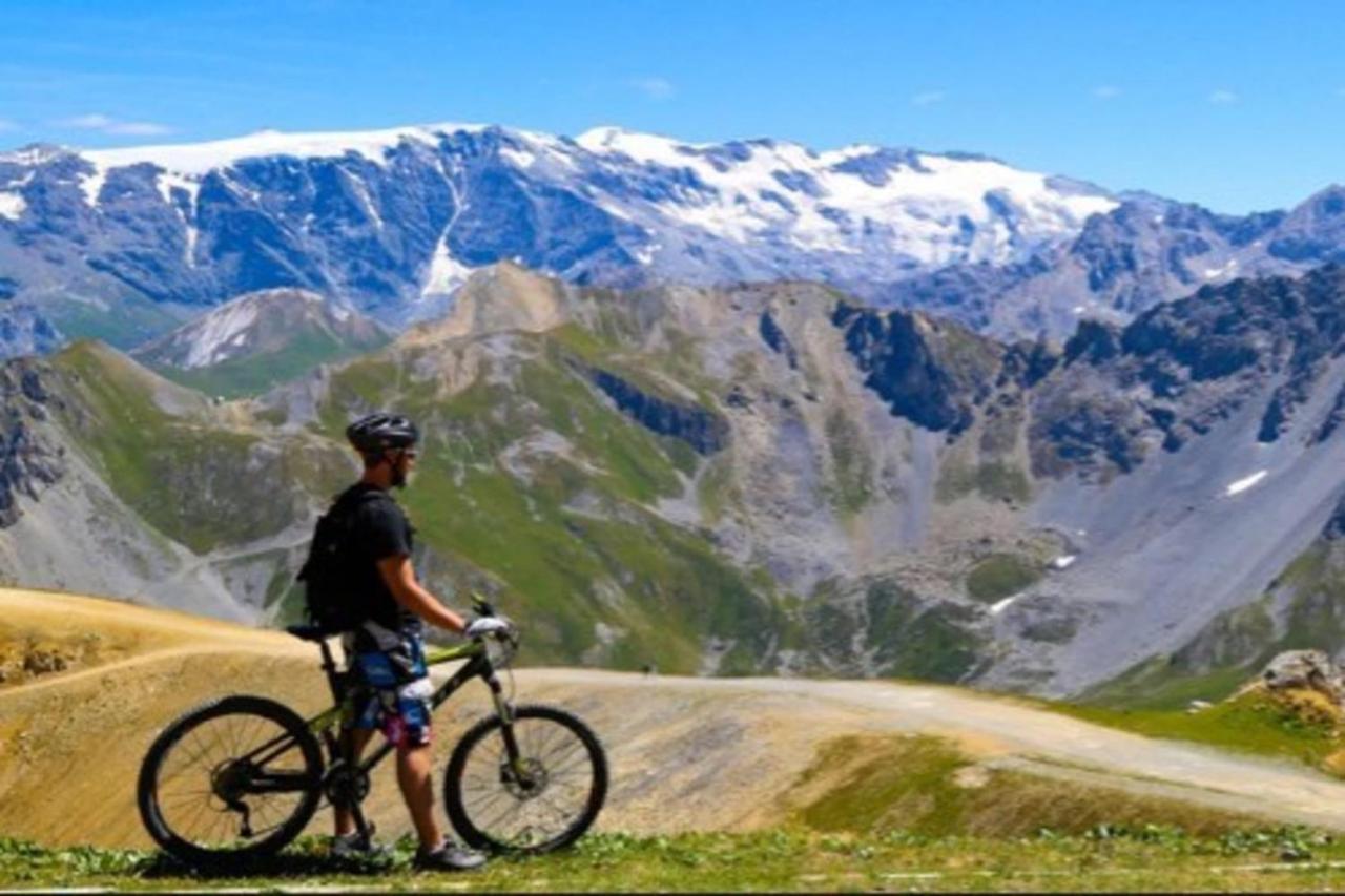 Les Brigues - Appartement Avec Vue Sur La Montagne Et Acces Aux Pistes クールシュヴェル エクステリア 写真